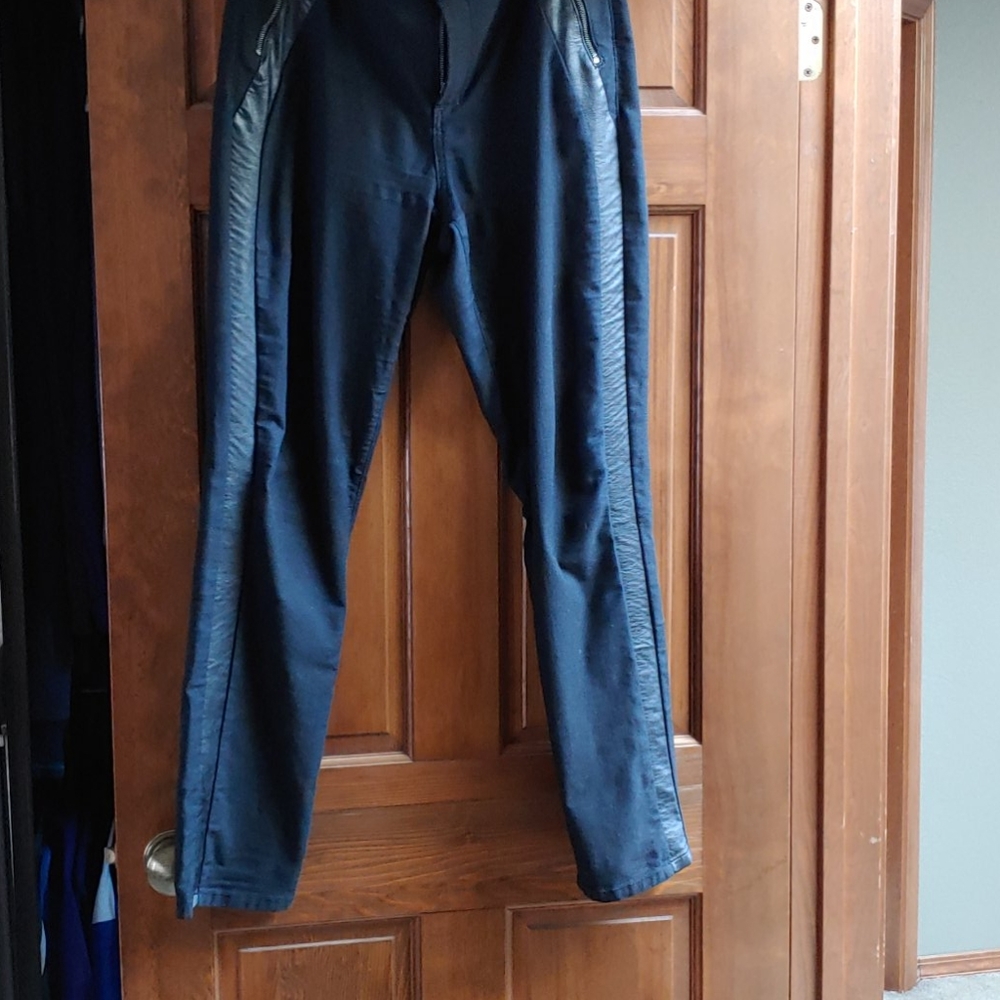 NYDJ Black trimmed jeans, Size 12